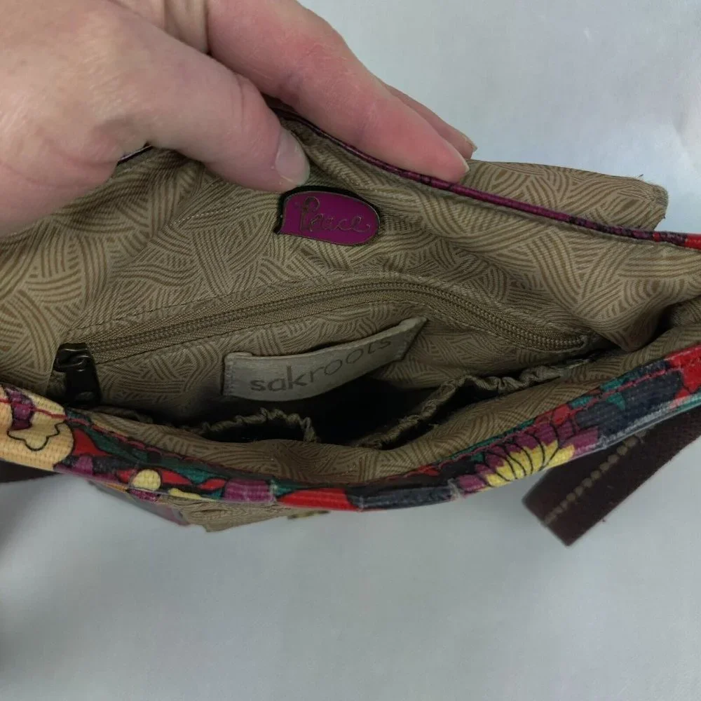 Sakroots Artist Circle Small Crossbody Messenger Purse Coated Canvas Floral Boho - Picture 9 of 11